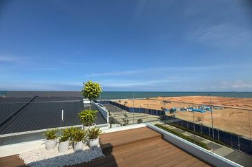 Repulse Bay Residence