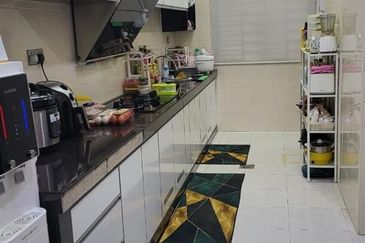 THE RADIANCE @ INDERA MAHKOTA 3