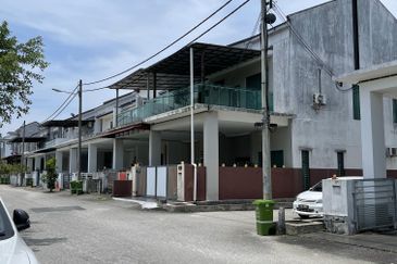 THE RADIANCE @ INDERA MAHKOTA 3