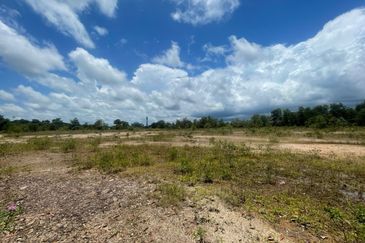 Batu 3, Jalan Gambang