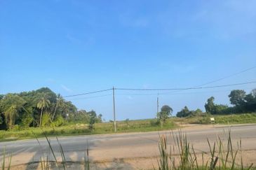 Jalan Seberang Balok