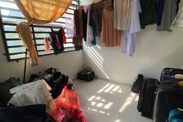 TAMAN D'PINGGIR KEMPADANG JAYA