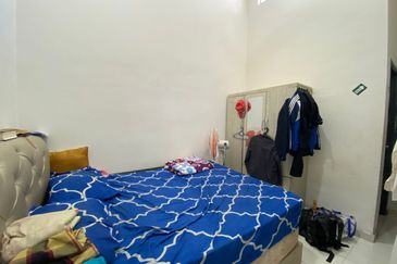 TAMAN D'PINGGIR KEMPADANG JAYA