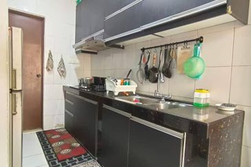 USJ Avenue @ USJ Heights