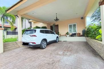 USJ Avenue @ USJ Heights