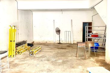 LOT KEDAI 2 TINGKAT TAMAN JAYA 5