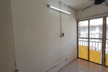 Vista Shop Apartment