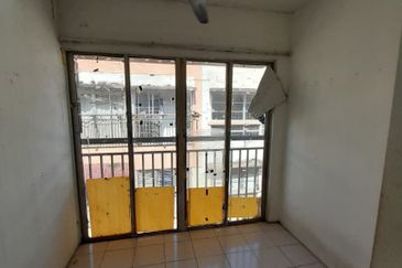 Vista Shop Apartment