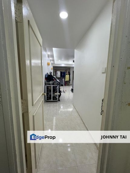 Intan Apartment, Taman Puchong Intan, Selangor, Puchong
