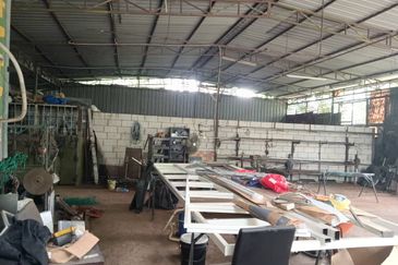 [FOR RENT] Kilang/Warehouse Near Kepong Sentral KTM