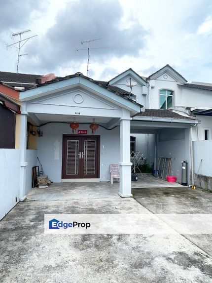 Kulai Bandar Putra ( Jalan Enggang ) Renovated - 24x75, Johor, Kulai