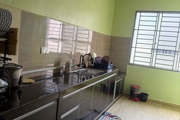 Taman Suria, Simpang Renggam