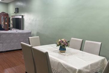 Taman Suria, Simpang Renggam