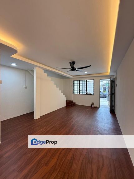 Kulai ( Taman Sri Putri ) Fasa 6 - Full Loan - Ansuran RM1.7k - Reno, Johor, Kulai