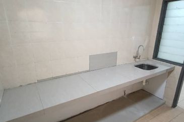 Prima Regency (Savoy Court)