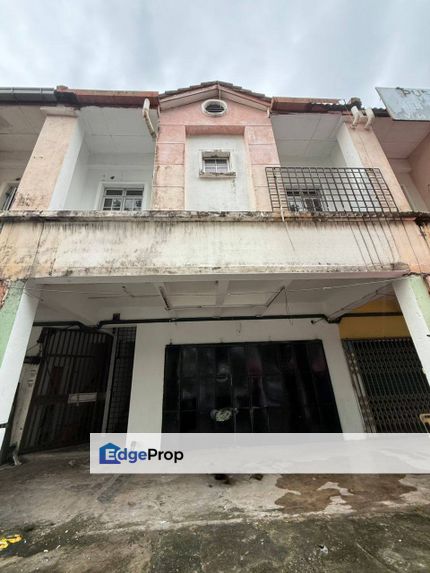 Pasir Gudang ( Taman Pasir Putih ) Jalan Siakap - Shop - 22x80 , Johor, Pasir Gudang