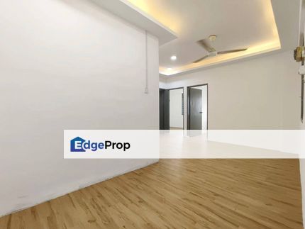 Taman Molek ( Jalan Molek 3/19 ) FLAT - Renovated - FULL LOAN, Johor, Johor Bahru