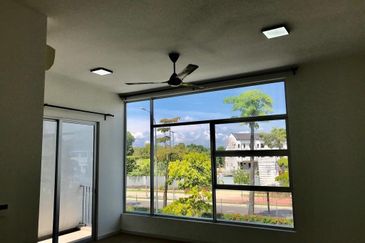 Parkfield Residences, Tropicana Heights