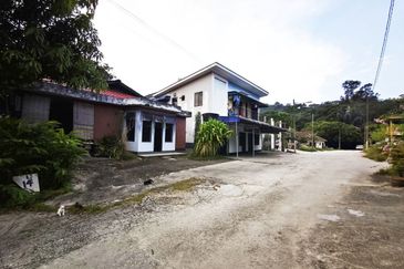 Jalan Felcra Semungkis Batu 14