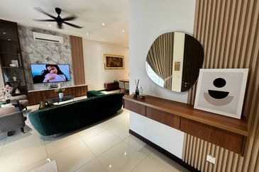 Isle of Botanica, Setia Eco Glades