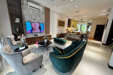 Isle of Botanica, Setia Eco Glades