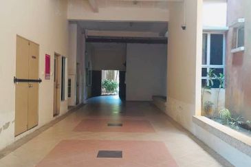 Kondominium Tiara Intan, Taman Bukit Indah