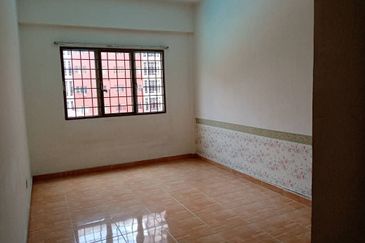 Apartment Bunga Raya
