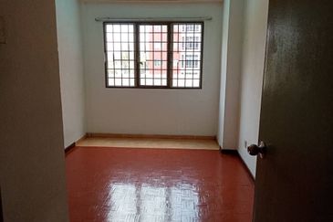 Apartment Bunga Raya