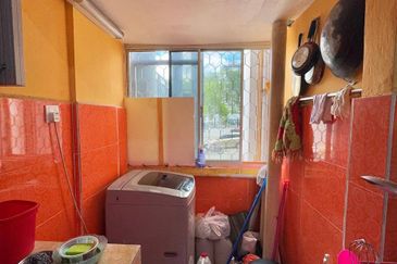 Sri Kinabalu Condominium