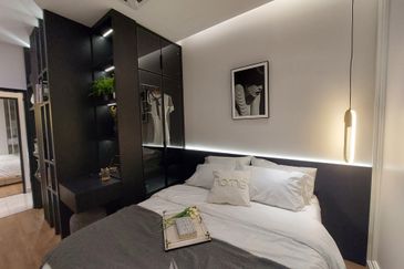 Quartz @ Queens Residenz, Queensville