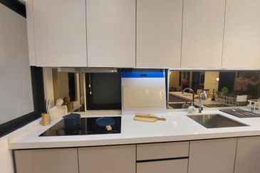 Quartz @ Queens Residenz, Queensville