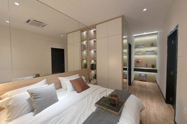 Quartz @ Queens Residenz, Queensville