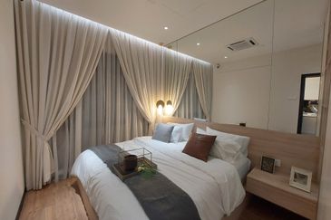 Quartz @ Queens Residenz, Queensville