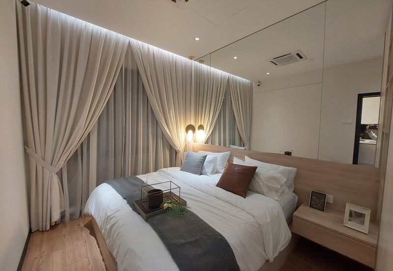 Quartz @ Queens Residenz, Queensville