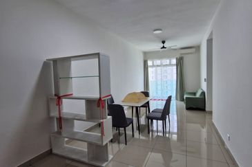 Meridin Bayvue Apartment