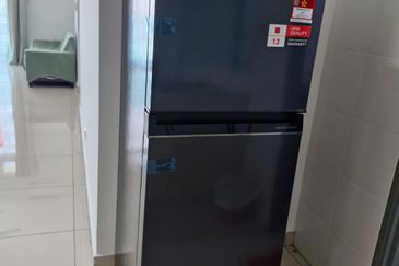 Meridin Bayvue Apartment