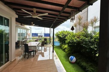 Isola Villa @ Senibong Cove