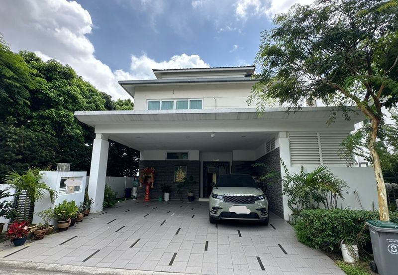 Isola Villa @ Senibong Cove