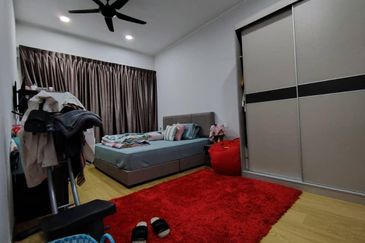 Baypoint @ Country Garden Danga Bay