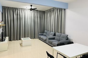 CROWN IMPERIAL COURT APARTMENT