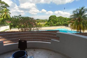 Aloha Tower Condominium