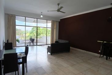 Aloha Tower Condominium