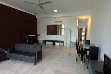 Aloha Tower Condominium