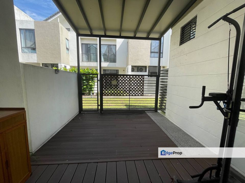 Taman Nong Chik Jb Town Double Storey Semi D For Sales, Johor, Pontian