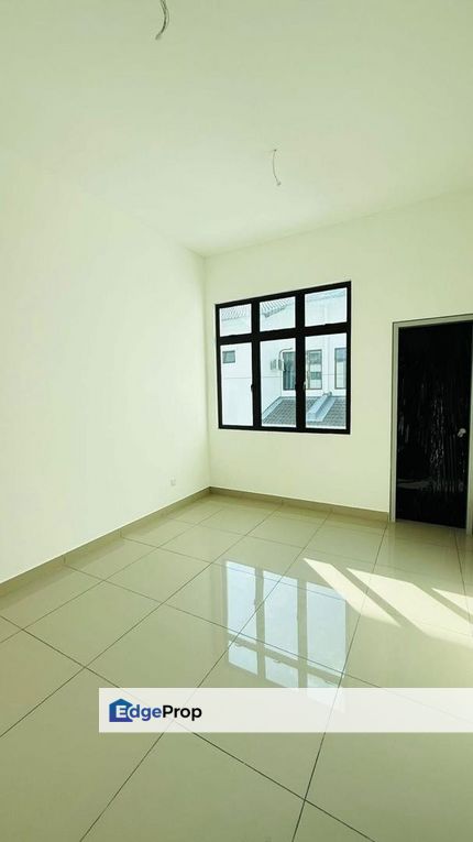 Jalan Tempura Bandar Putra kulai For Sale , Johor, Kulai