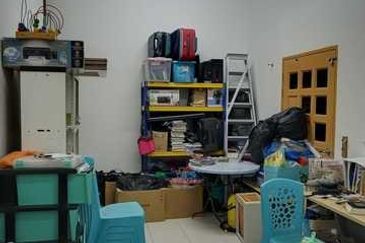 IOI Bandar Putra Kulai @ Jalan Merak @Single  Storey Conner Lot For Sale 