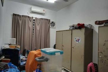 IOI Bandar Putra Kulai @ Jalan Merak @Single  Storey Conner Lot For Sale 