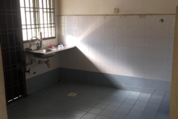 Jalan Teratai@ Bandar Indahpura Kulai@ Double Storey Terrace Huose for Sale