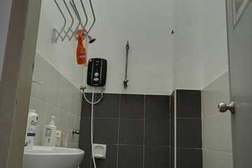 IOI Bandar Putra Kulai @ Jalan Merak @Single  Storey Conner Lot For Sale 