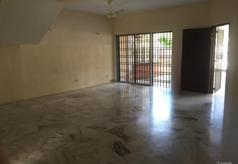 Jalan Teratai@ Bandar Indahpura Kulai@ Double Storey Terrace Huose for Sale